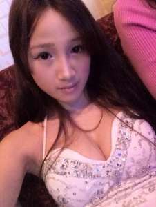 Chinese hot girl Yiyi naked video leaked
