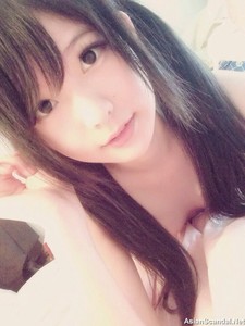 Lovely Chinese Girls Naked Videos 4 (Amateur Photos)