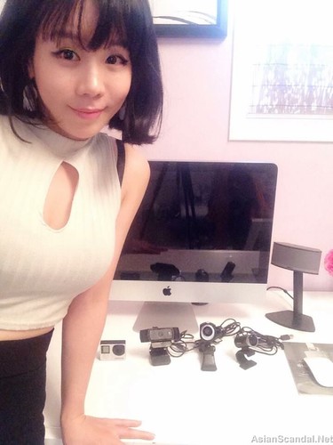 Hot girl Korean show perfect big boobs at 888888 room