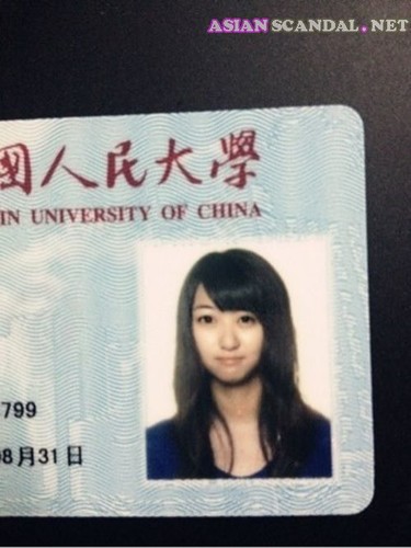 Красивая школьница Zhengdan Yuan в секс-видео из университета Renmin