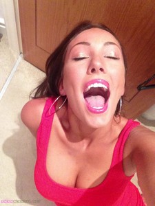 Former Miss Great Britain 2009 Sophie Gradon leaked nude photos