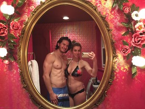 American comedian Iliza Shlesinger Leaked Nude Photos