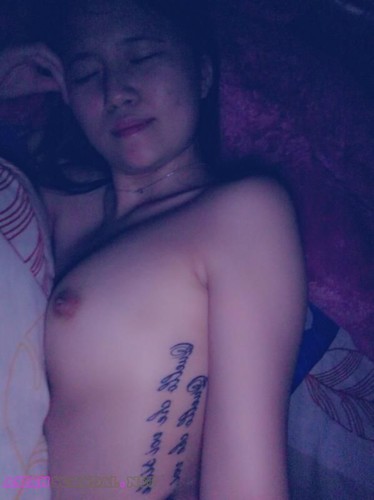 Scandal sex Malaysia girl XinEe leaked nude sexy photos &amp; masturbation videos