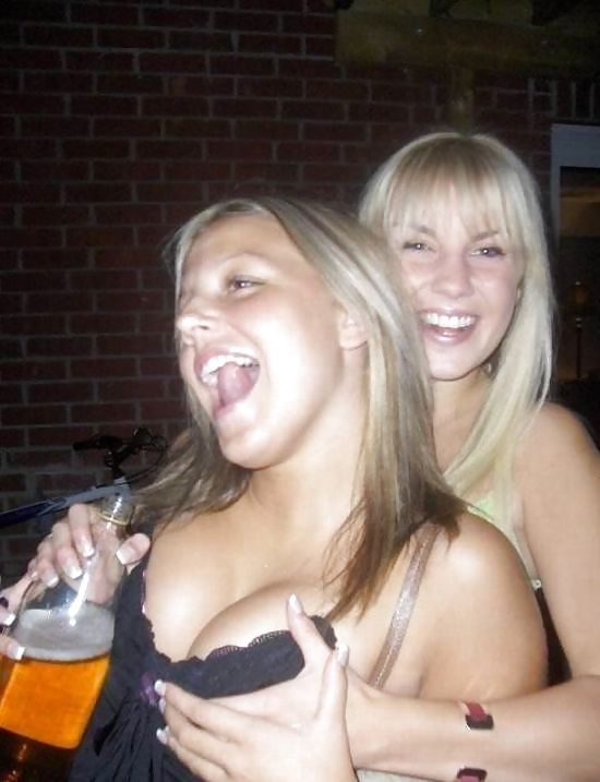 drunk party girls (2).jpg