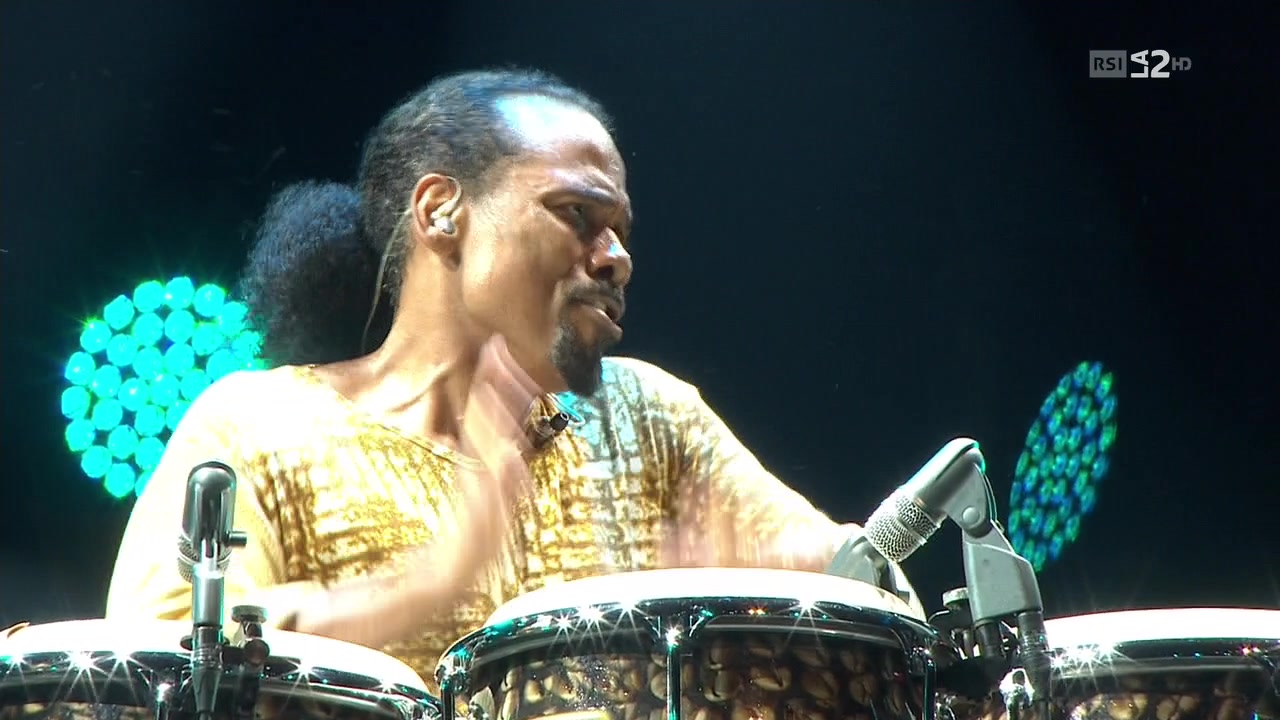 Carlos.Santana.Jazz.Festival.Montreux.2015.HDTV.720p.mkv_20160228_110052.420.jpg