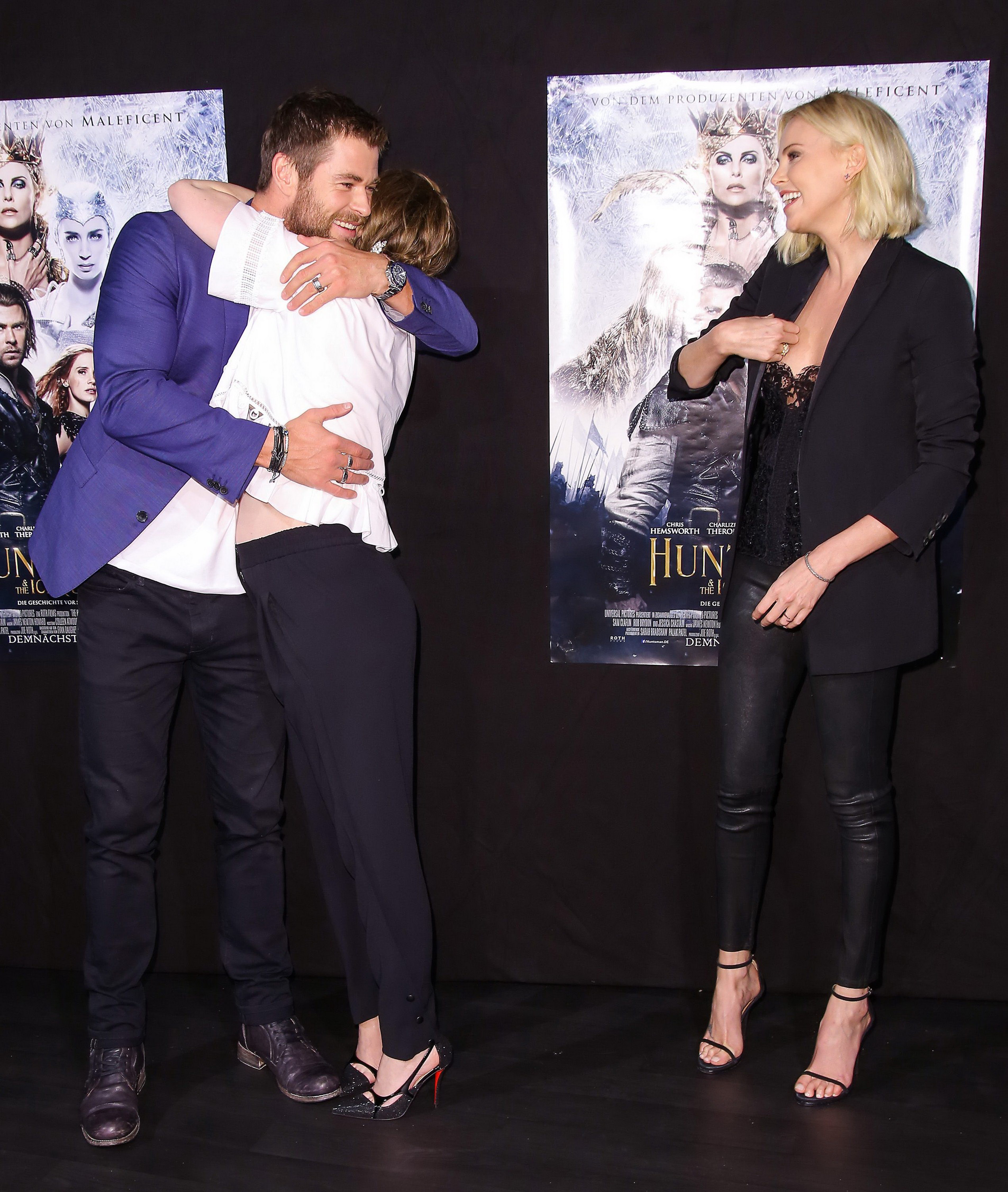 Charlize Theron nip slip  on The Huntsman and The Ice Queen premiere 6x HQ photos 9.jpg