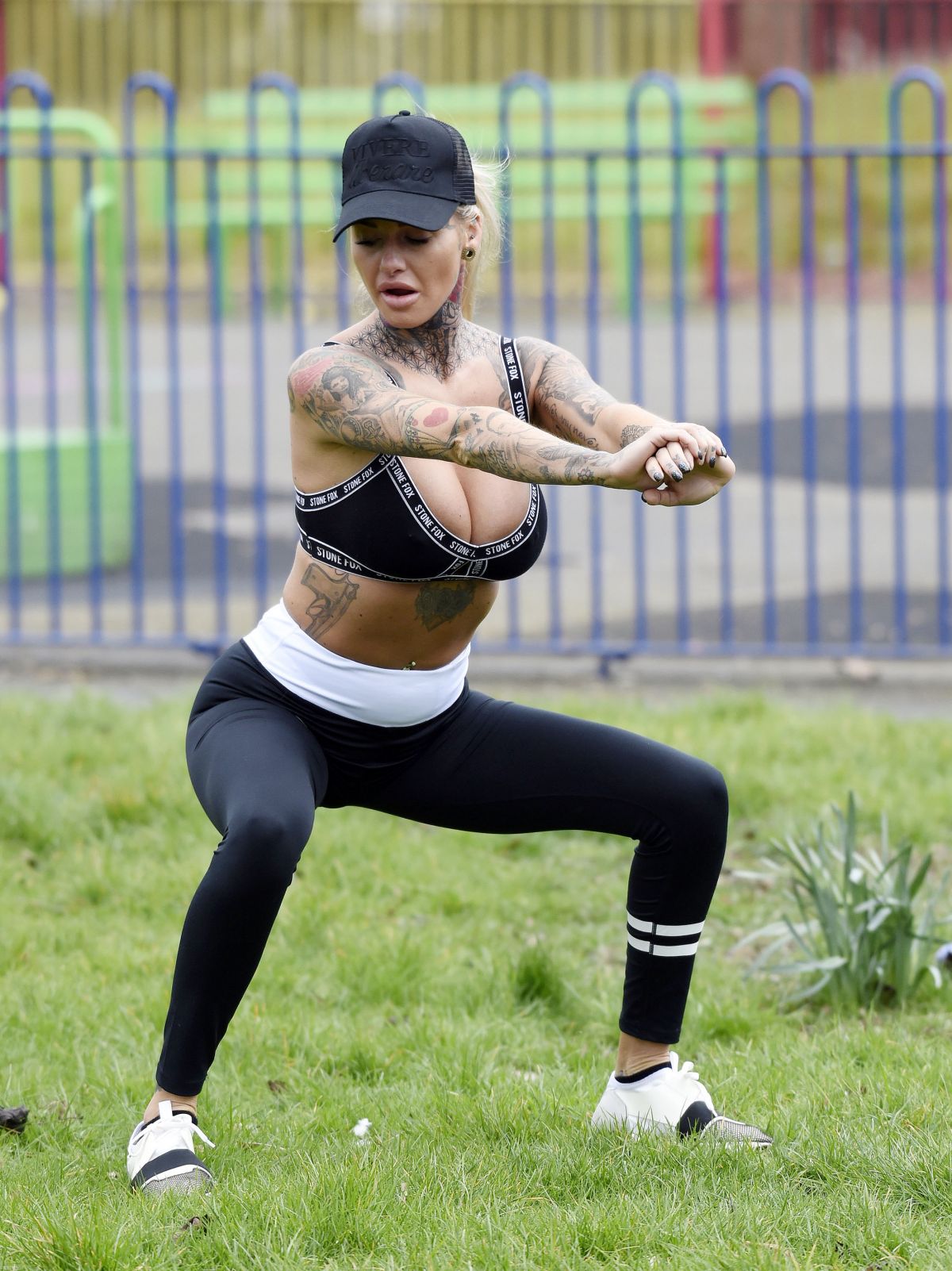 jemma-lucy-working-out-at-a-park-in-manchester-03-28-2016_5.jpg