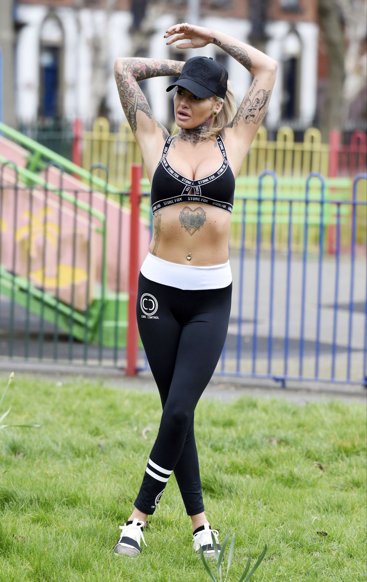 jemma-lucy-working-out-at-a-park-in-manchester-03-28-2016_2.jpg