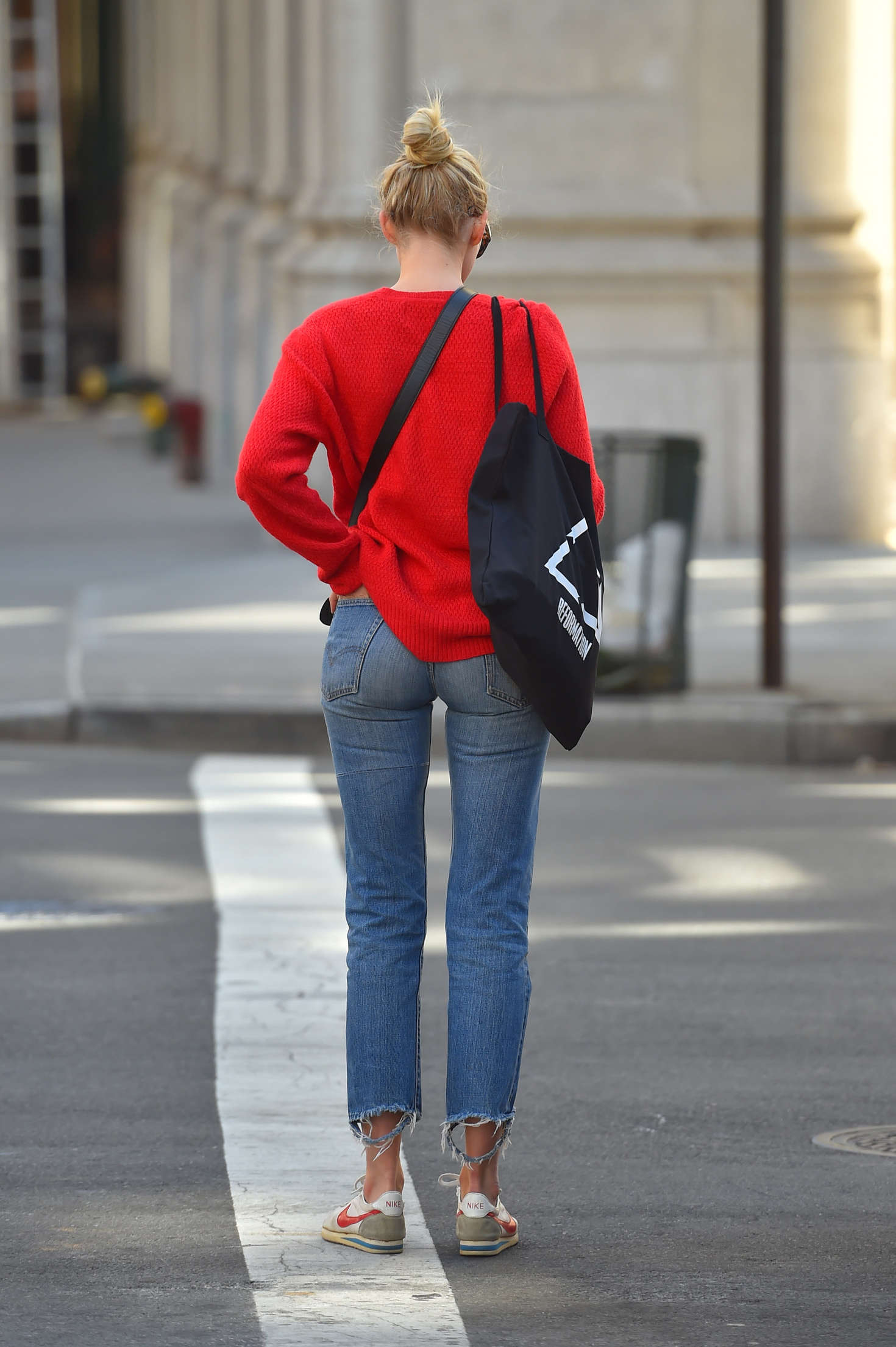Elsa-Hosk-in-Jeans-and-Red-Sweaters--06.jpg