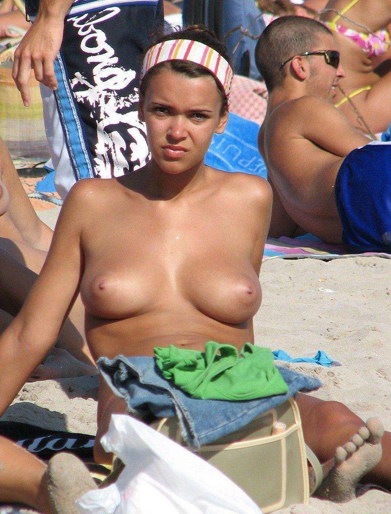amature-beach-nude (43).jpg