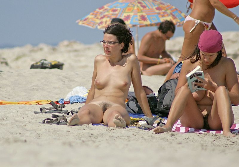 amature-beach-nude (45).jpg
