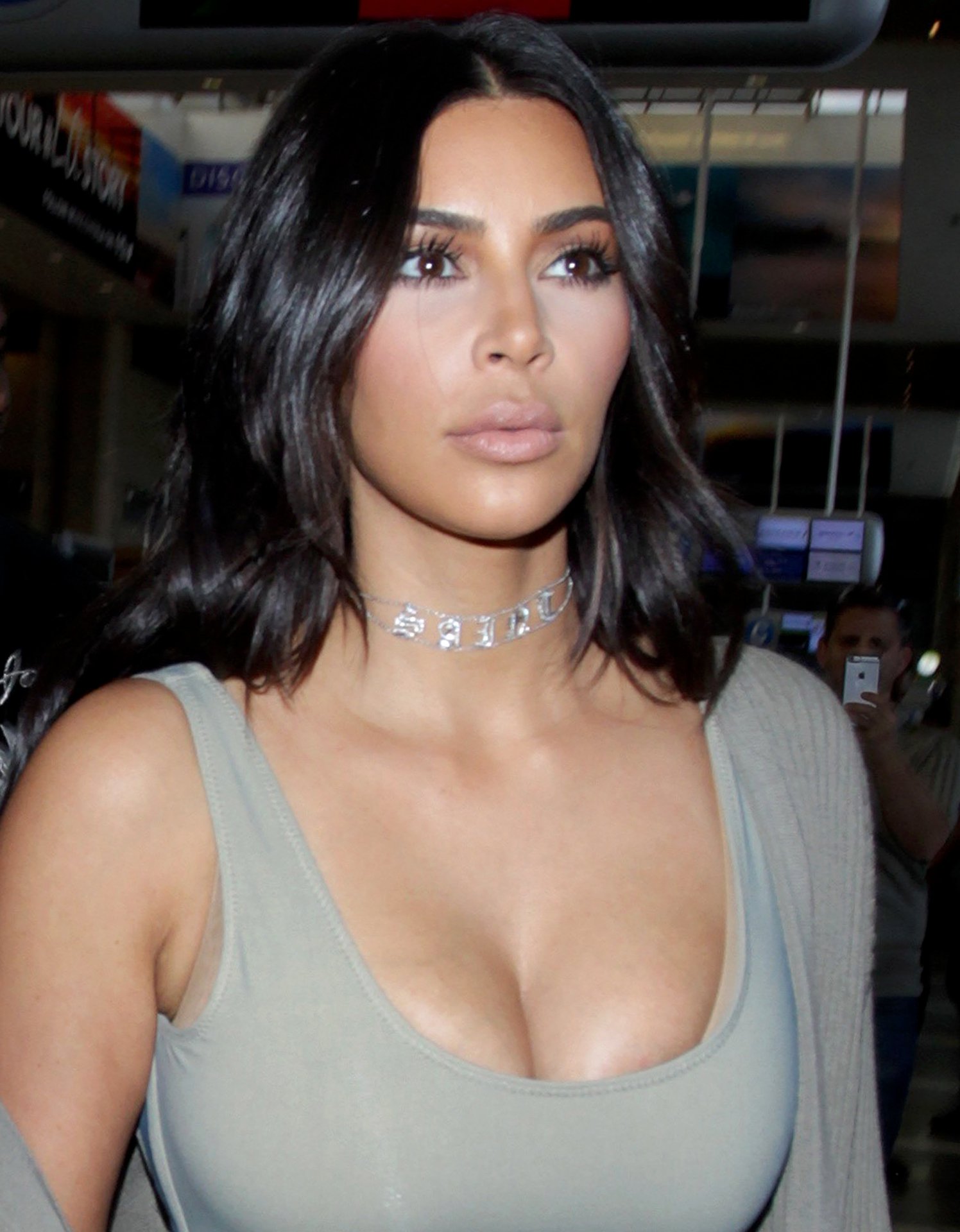 Kim-Kardashian-16-2.jpg