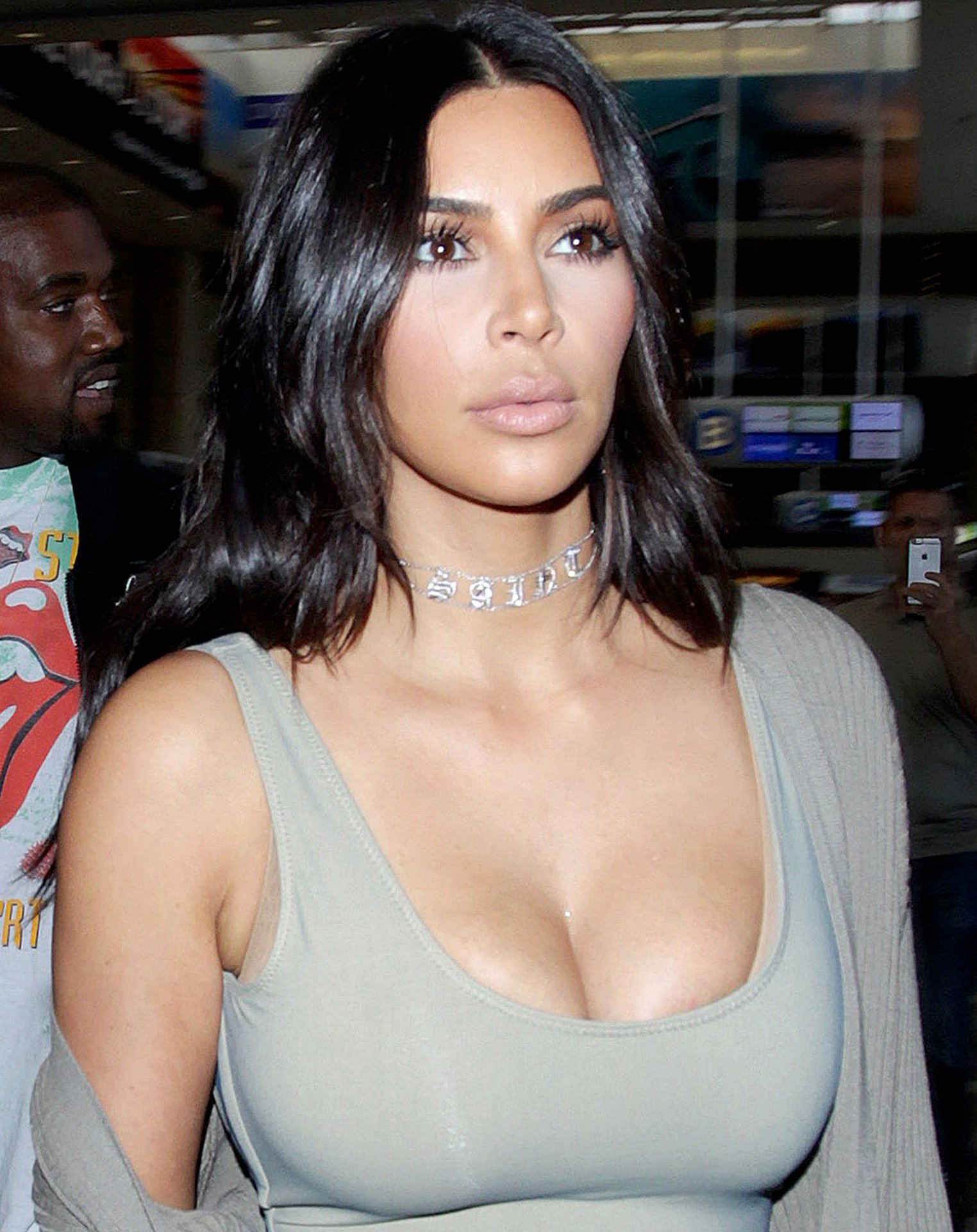 Kim-Kardashian-21-2.jpg