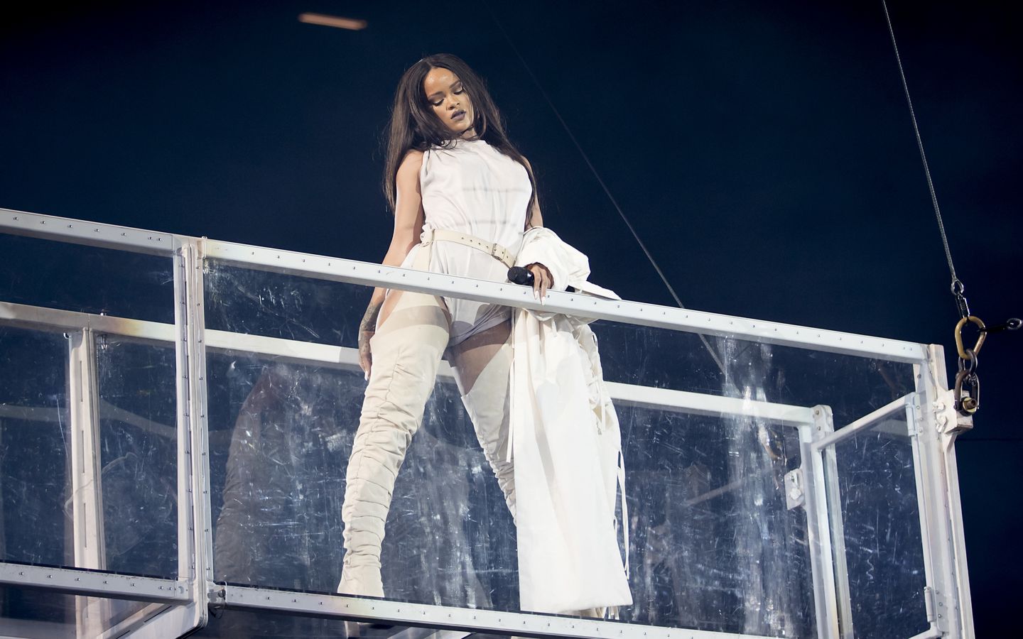 RihannaSpecialConcertView4.jpg