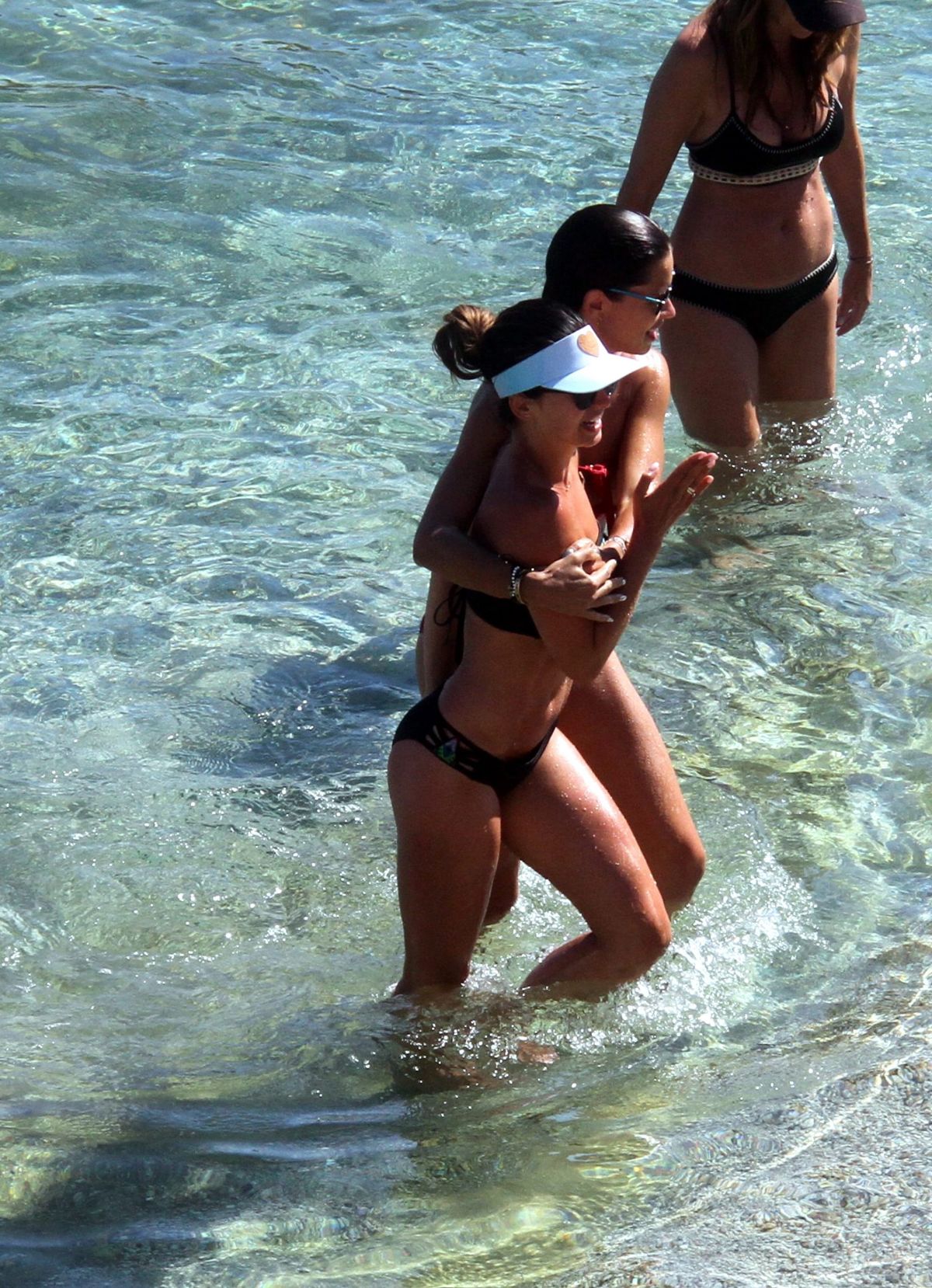 adriana-lima-in-bikini-on-the-beach-in-mykonos-07-10-2016_4.jpg