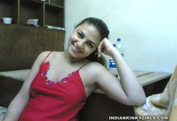 Sexy College Girl From Agra Nude_001.jpg