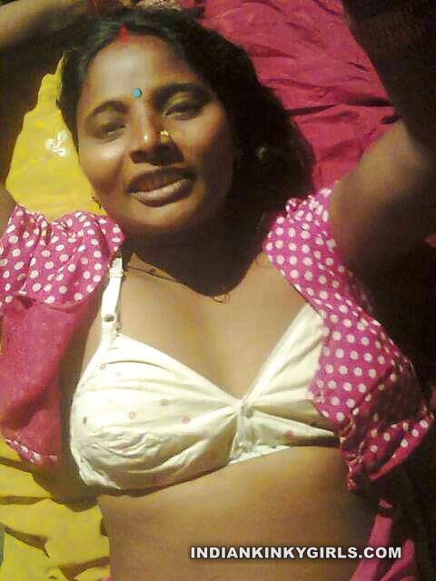 Desi Village Bhabhi Nude After Sex _002.jpg