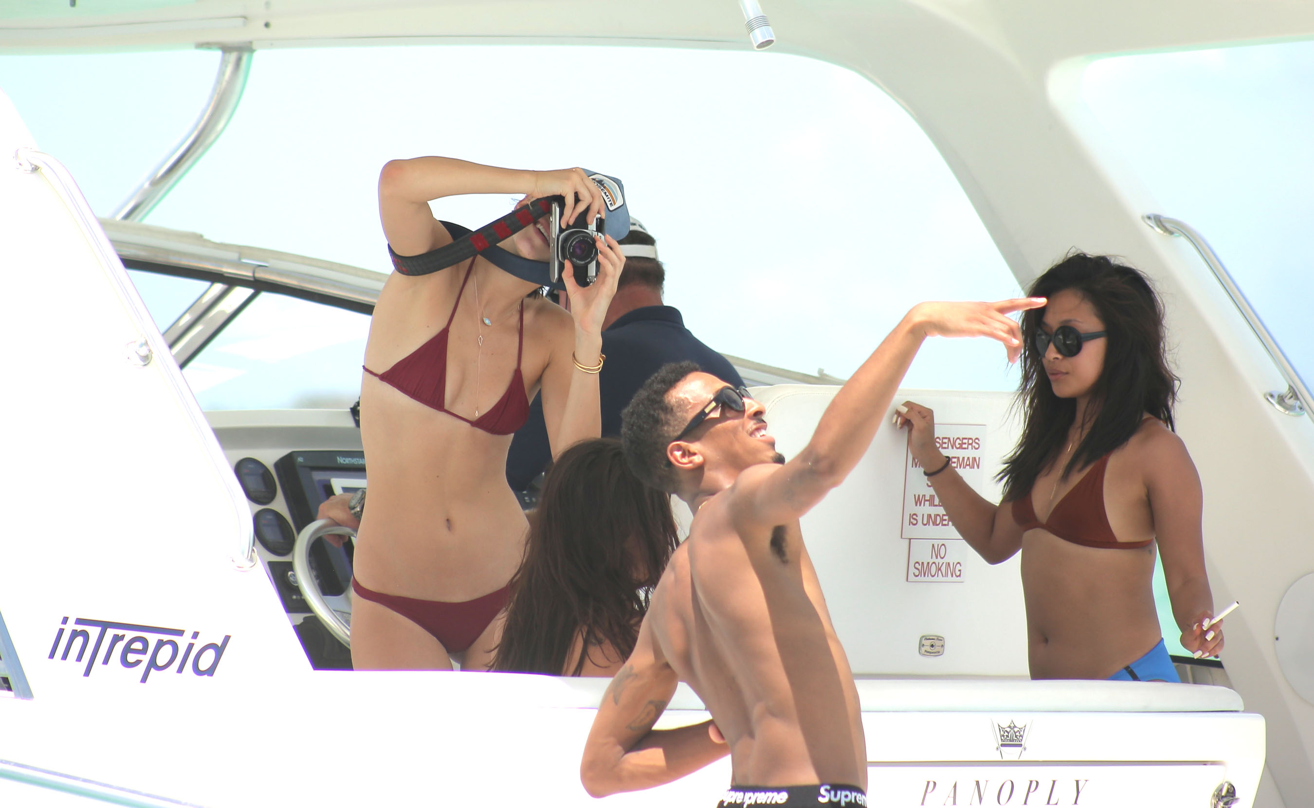 Kendall Jenner, Bella Hadid sexy bikini candids on the beach in Turks and Caicos 36x HQ photos 43.jpg