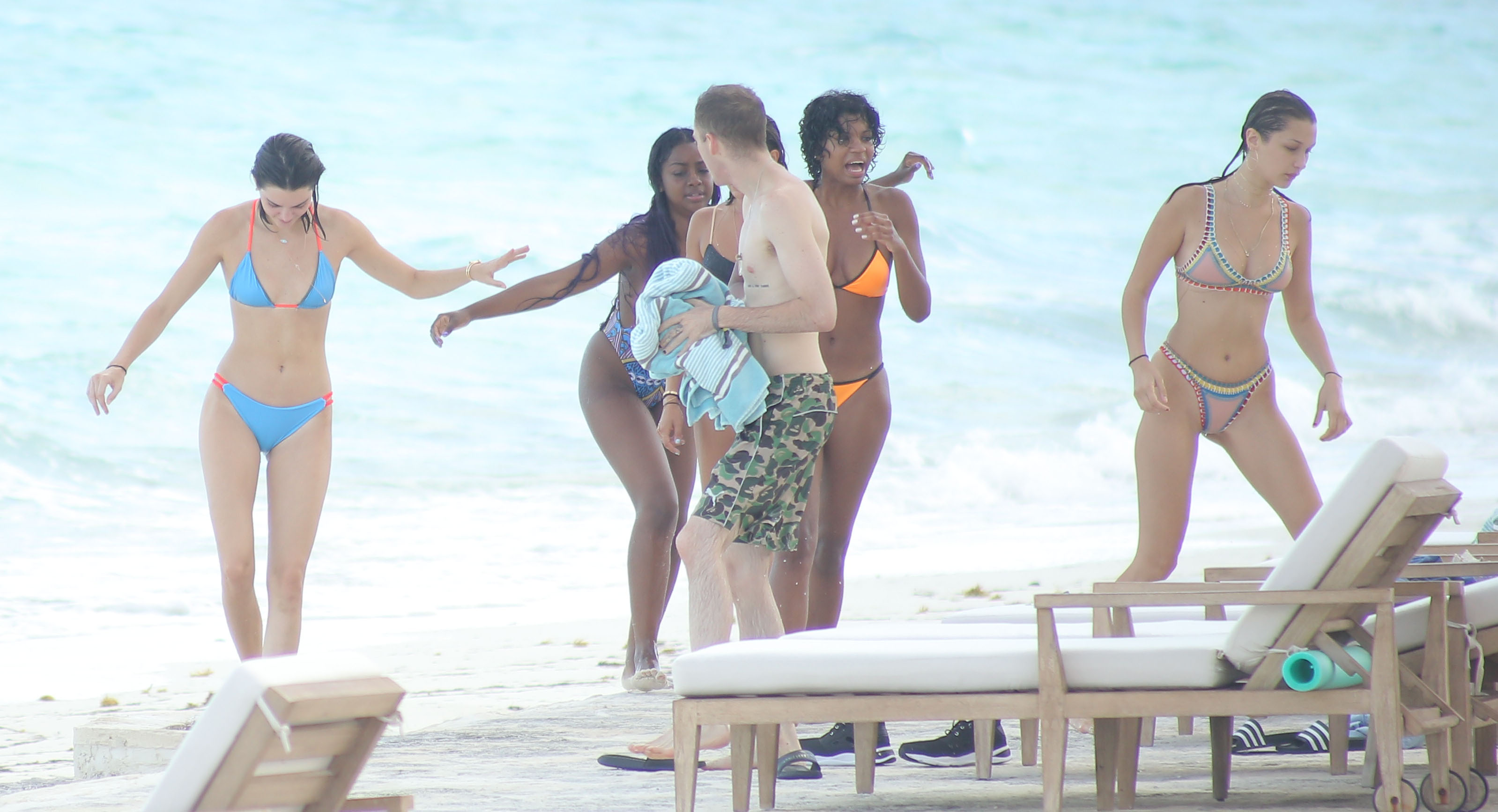 Kendall Jenner, Bella Hadid sexy bikini candids on the beach in Turks and Caicos 36x HQ photos 33.jpg