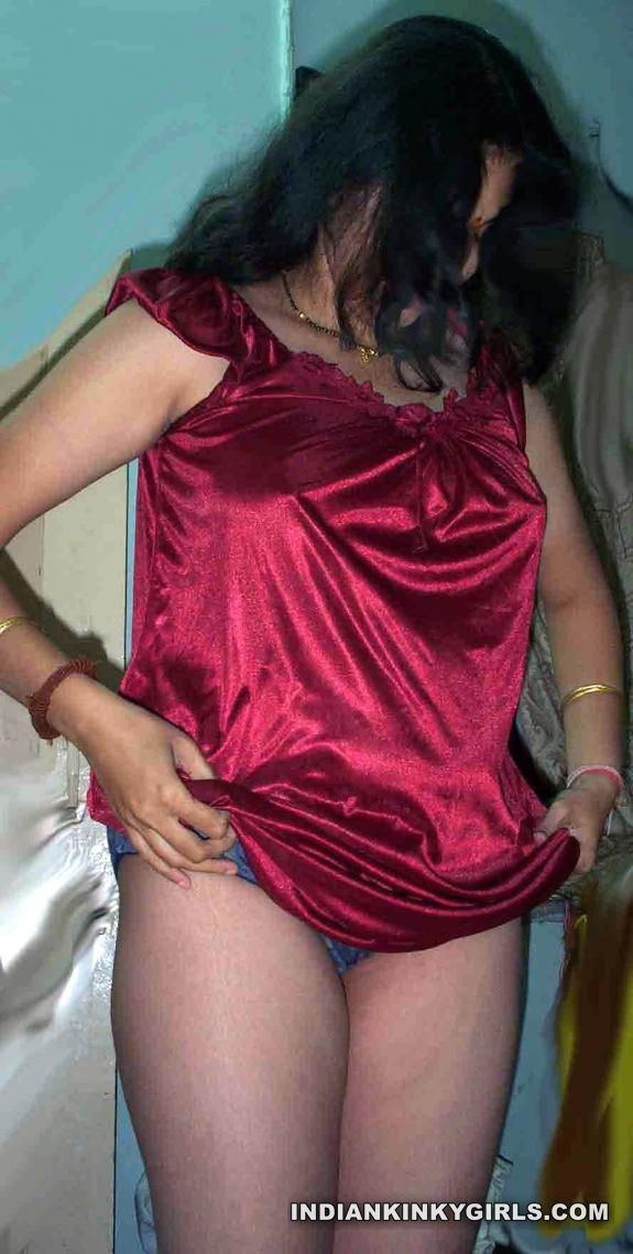 Indian Wife Dressing up After Having Sex_002.jpg