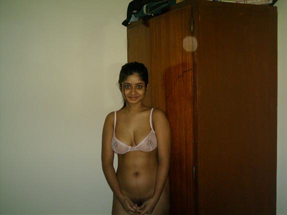 erotic-sexy-horny-nude-nagpur-college-girl.jpg