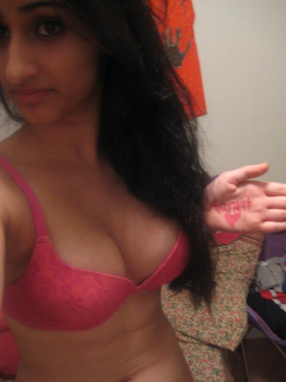 busty-boobs-wali-college-gir-selfie.jpg