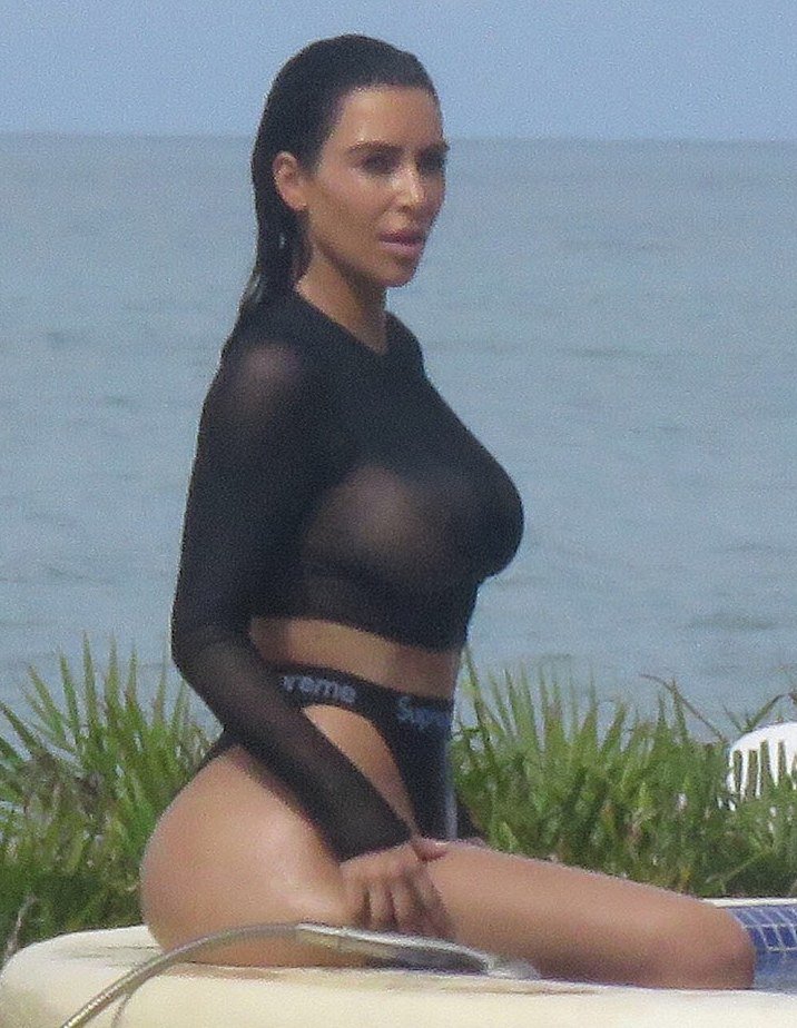 Kim-Kardashian-4-7.jpg
