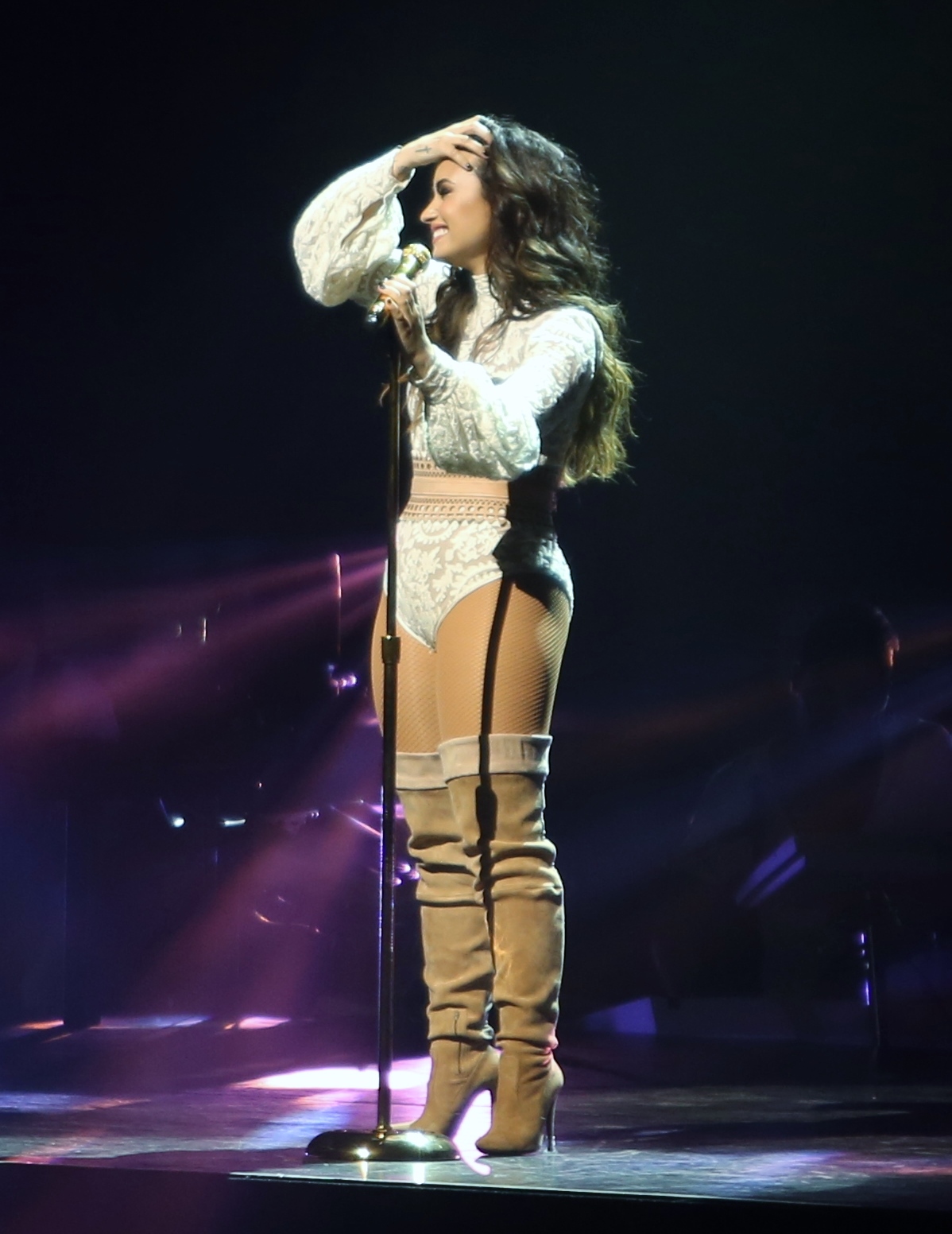 Demi Lovato hot performing in Vancouver 20x HQ photos 17.jpg