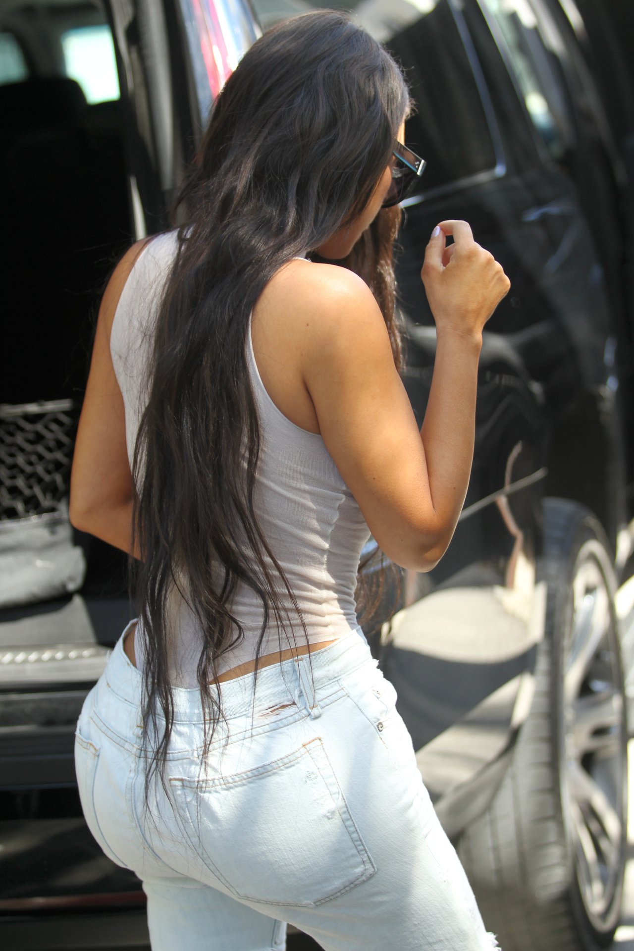 Kim-Kardashian-33-2.jpg