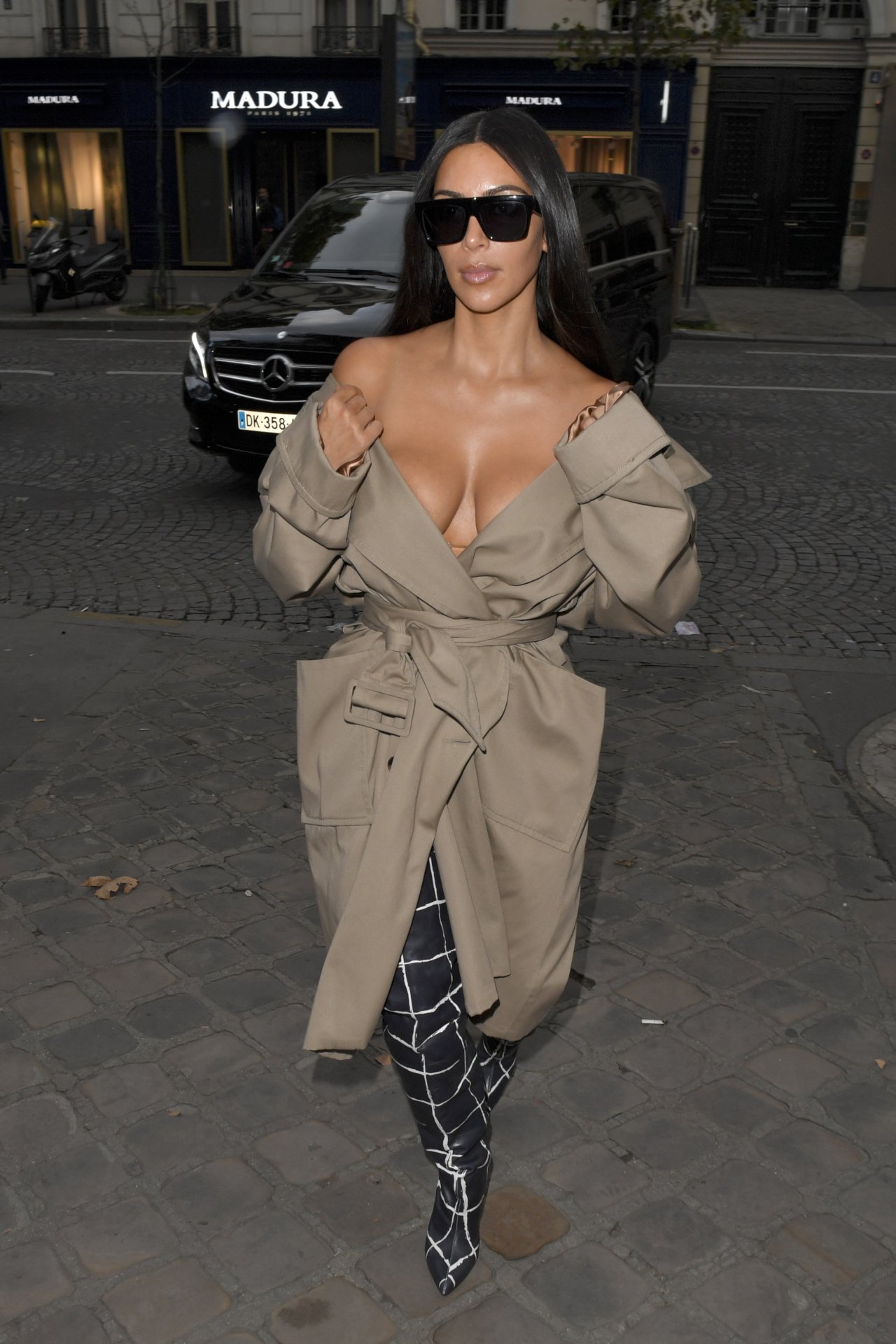Kim-Kardashian-28.jpg