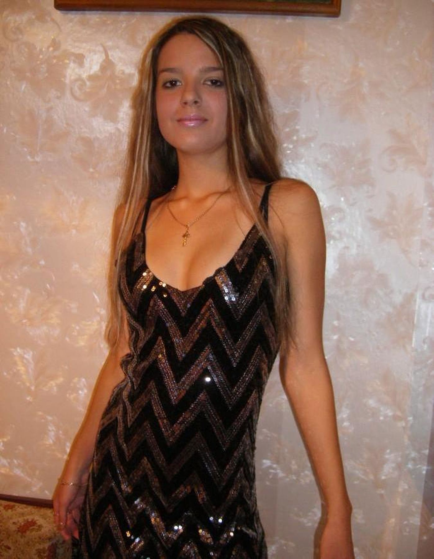Russian teen posing in sexy lingerie48.jpg