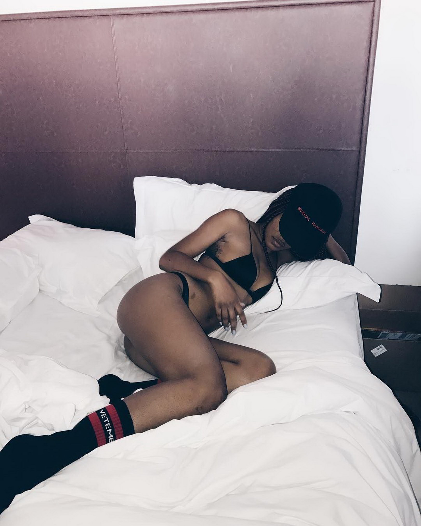 Keke Palmer sexy black lingerie in a bed Instagram HQ photos 5.jpg