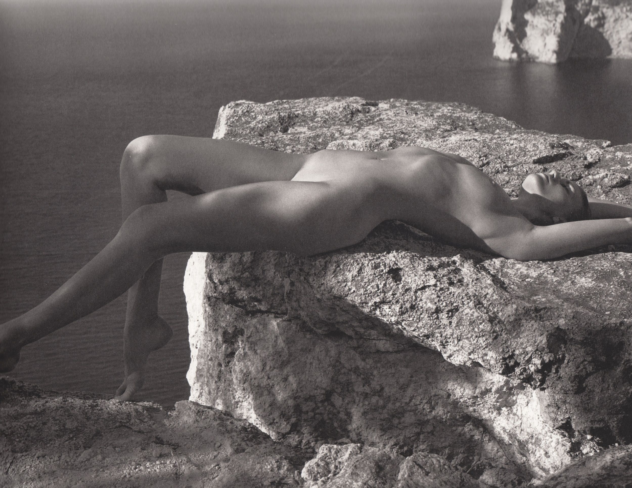 Maryna-Linchuk-Naked-4-thefappening.so_.jpg