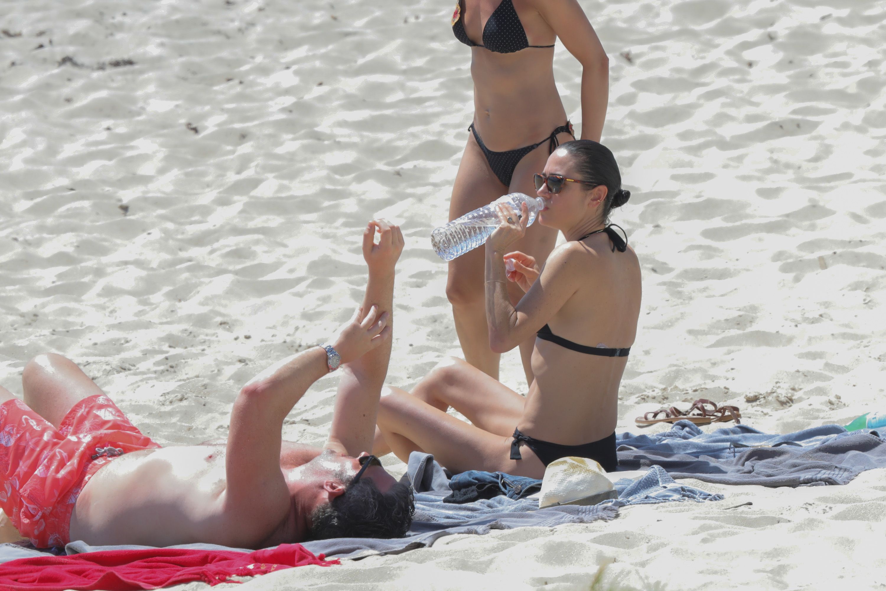 Jennifer Connelly sexy bikini cameltoe pokies candids on the beach in St Barts 66x HQ photos 56.jpg
