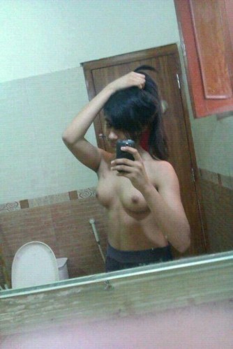 Sexy Indian Teen Ass And Boobs Show Naked Leaked Selfies Indian Nude Girls