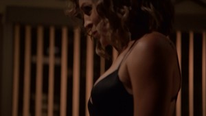 Jennifer Lopez, Vanessa Vander Pluym - Shades of Blue S02 E01 720p braless ...