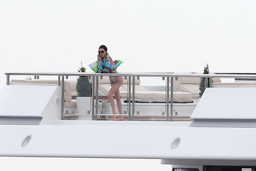 Kendall Jenner sexy swimsuit candids on a yacht in Antibes 198x MixQ photos 72.jpg