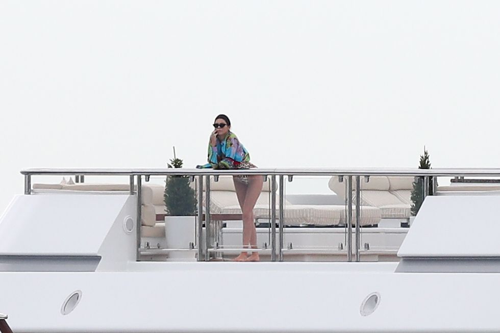 Kendall Jenner sexy swimsuit candids on a yacht in Antibes 198x MixQ photos 70.jpg
