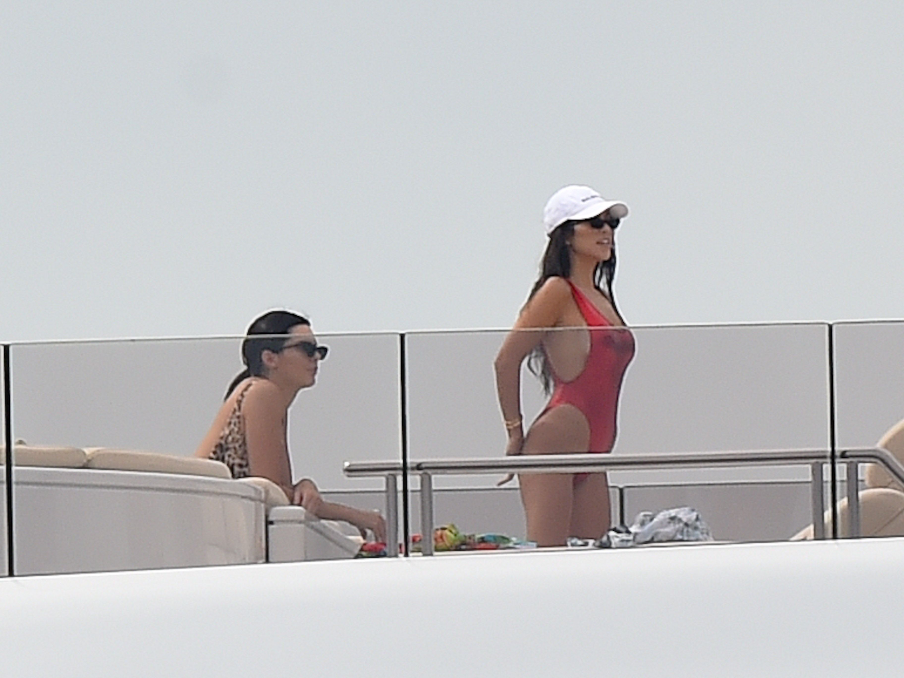 Kendall Jenner sexy swimsuit candids on a yacht in Antibes 198x MixQ photos 111.jpg
