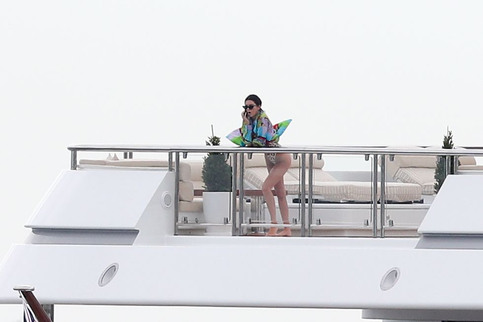 Kendall Jenner sexy swimsuit candids on a yacht in Antibes 198x MixQ photos 147.jpg