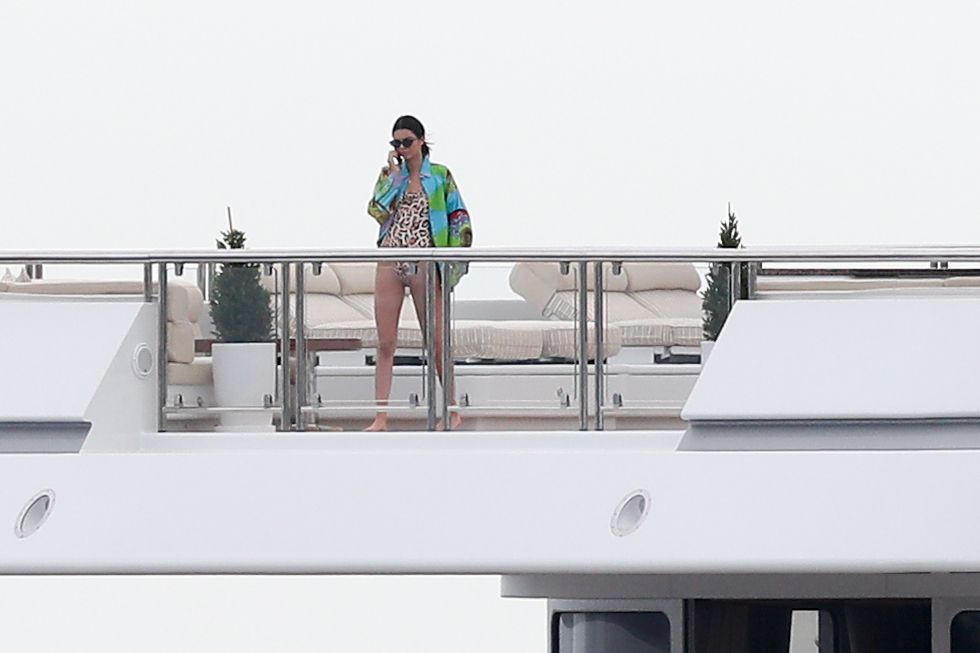 Kendall Jenner sexy swimsuit candids on a yacht in Antibes 198x MixQ photos 85.jpg