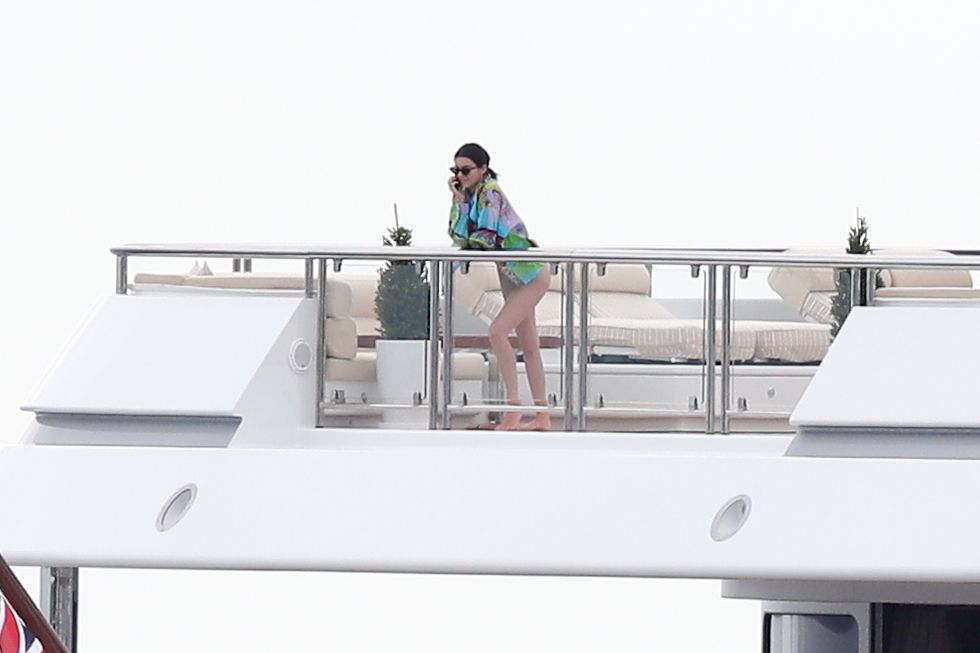 Kendall Jenner sexy swimsuit candids on a yacht in Antibes 198x MixQ photos 181.jpg