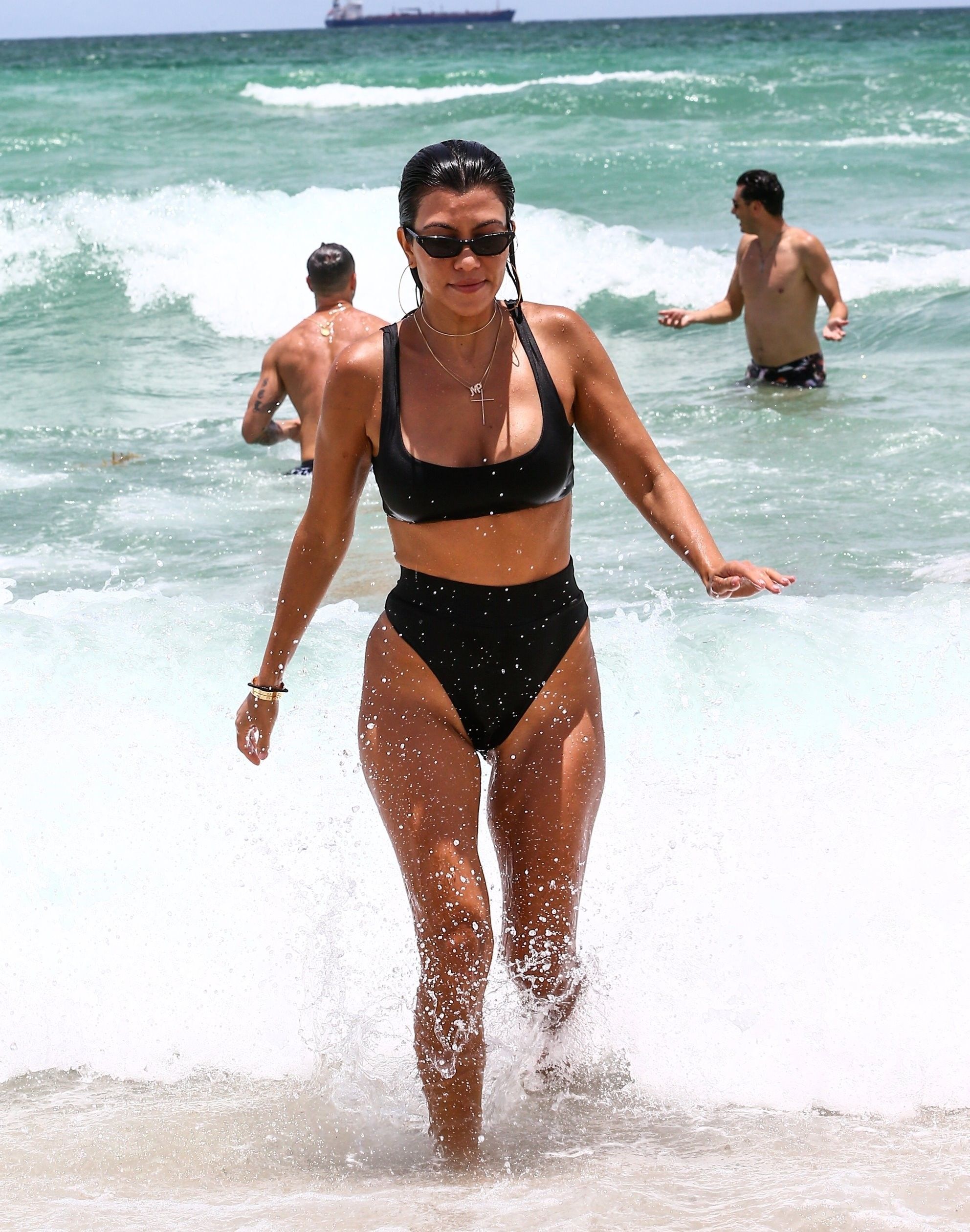 Kourtney Kardashian with Hailey Baldwin sexy bikinis at Miami Beach 358x HQ photos 305.jpg