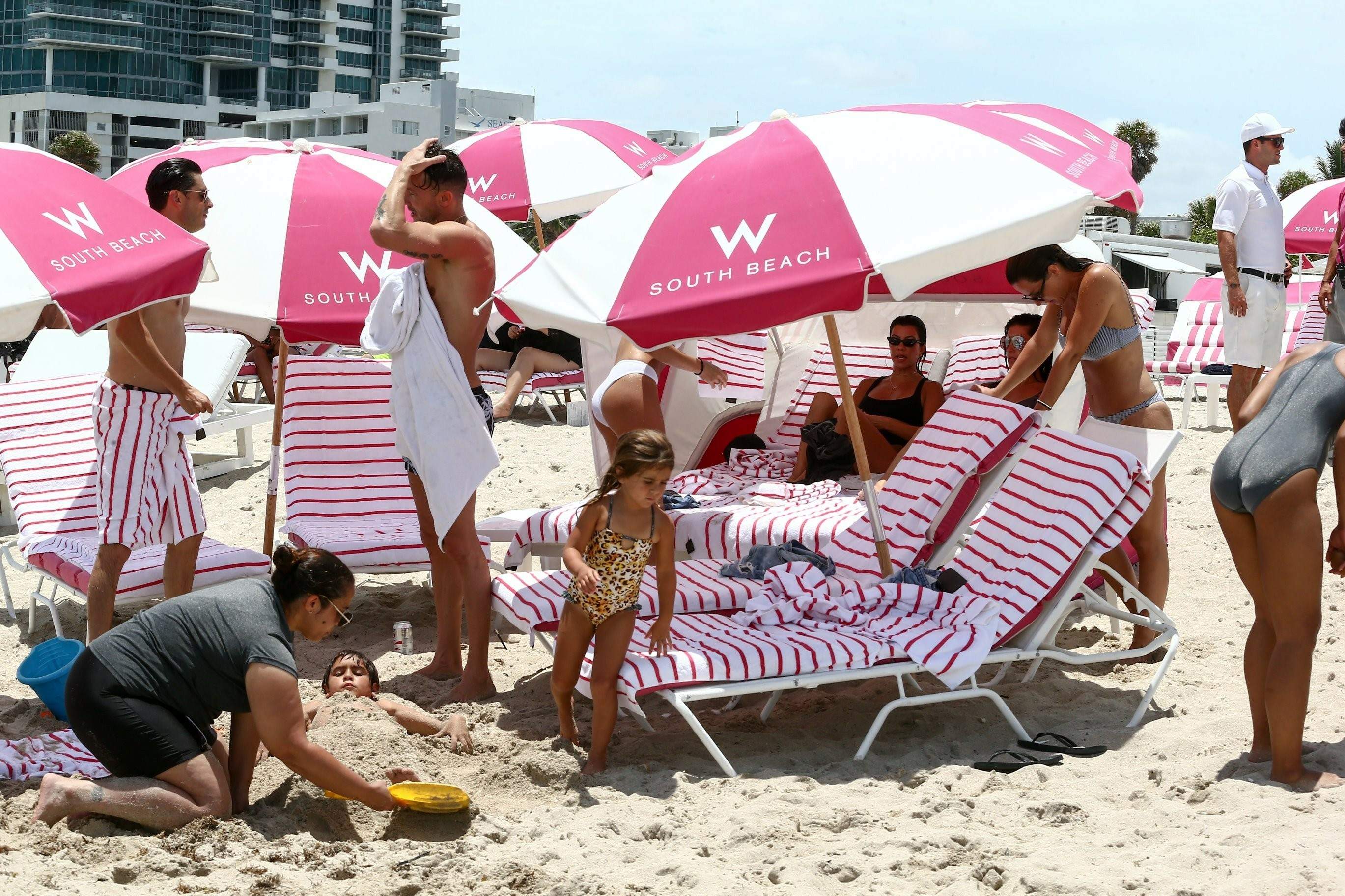 Kourtney Kardashian with Hailey Baldwin sexy bikinis at Miami Beach 358x HQ photos 116.jpg