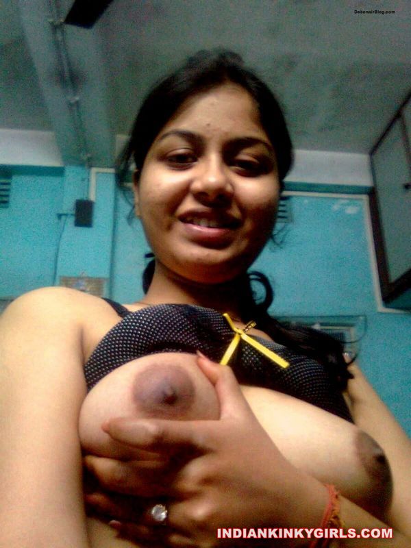 Sweet Haryana 1st PU Girl Topless Selfies_002.jpg