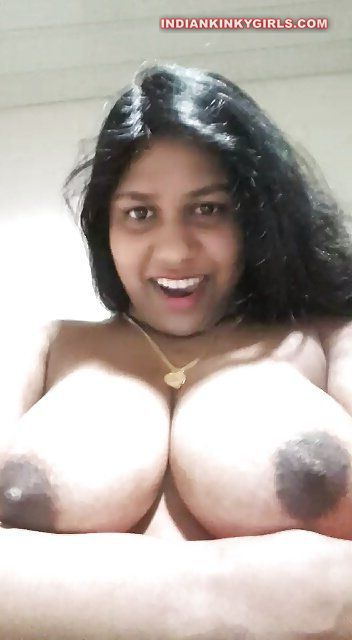 Indian Aunties With Huge Boobs Nude Selfies _004.jpg