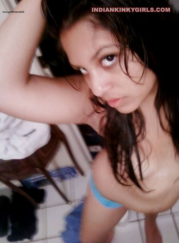 Sexy Desi College Girl Hot Bedroom Photos Leaked _002.jpg